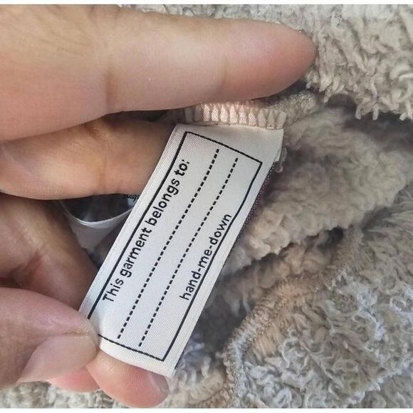 Patagonia Shroom Taupe Hooded Fleece Kangaroo Pocket Pullover Jacket - Picture 3 of 12